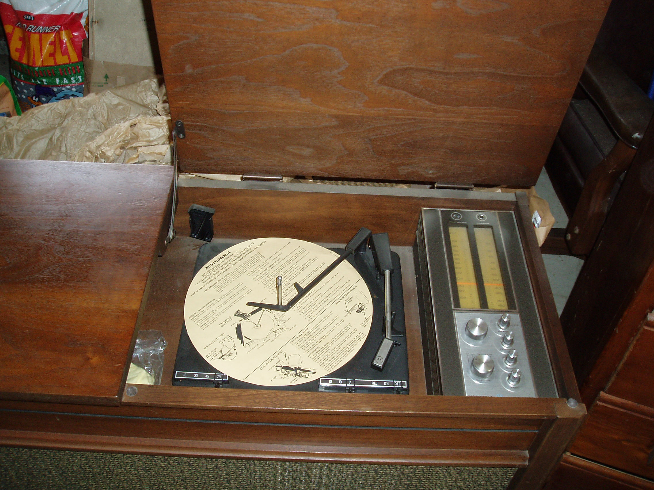 1969 (?) Motorola record player/radio console InstAppraisal
